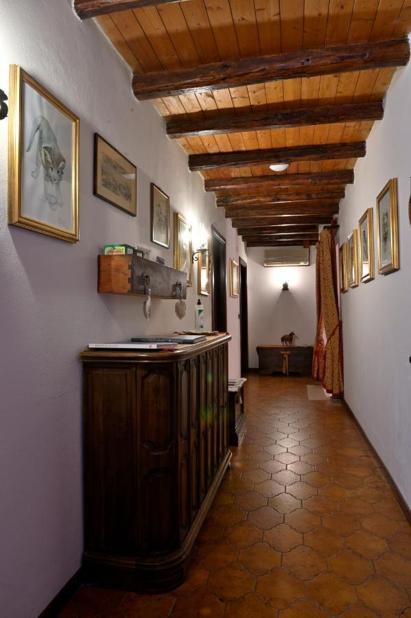 B&B Four Winds Фоллина Экстерьер фото