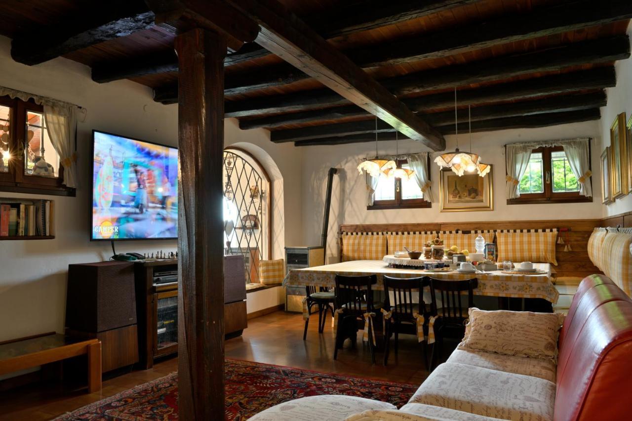 B&B Four Winds Фоллина Экстерьер фото